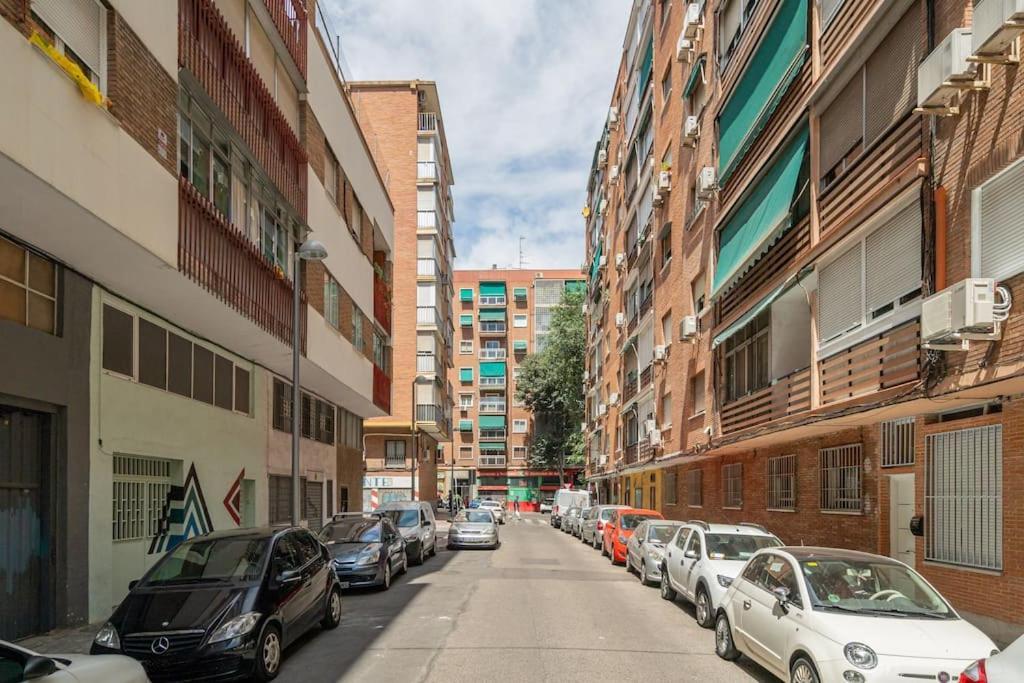 Flat At Street Level - Rio Tri-pedrero Apartamento
